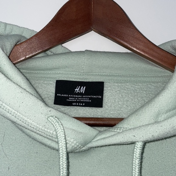 H&M hoodie - Picture 3 of 3